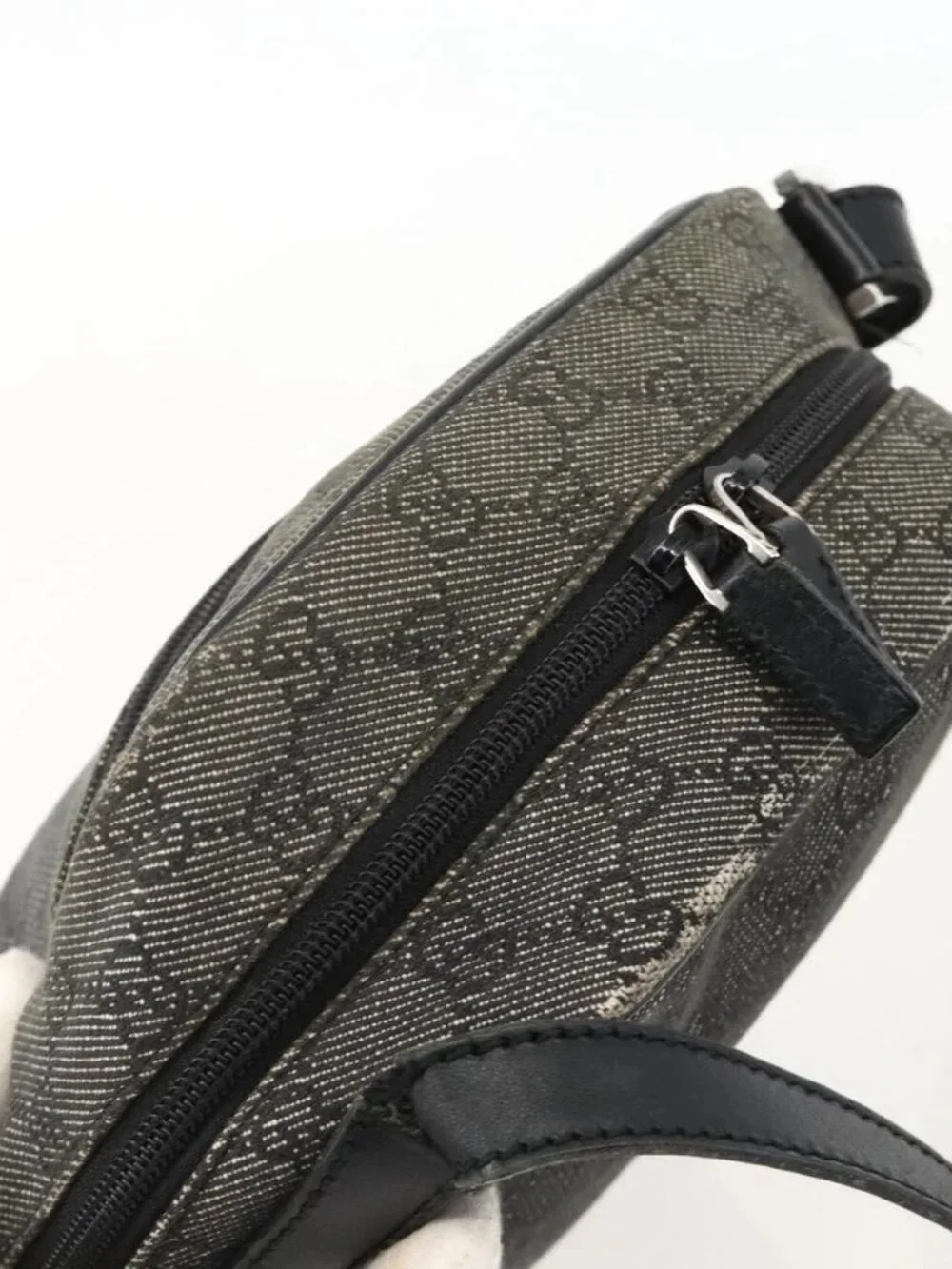 GUCCI GG Canvas Shoulder Bag Black Silver 03136 Auth 175385